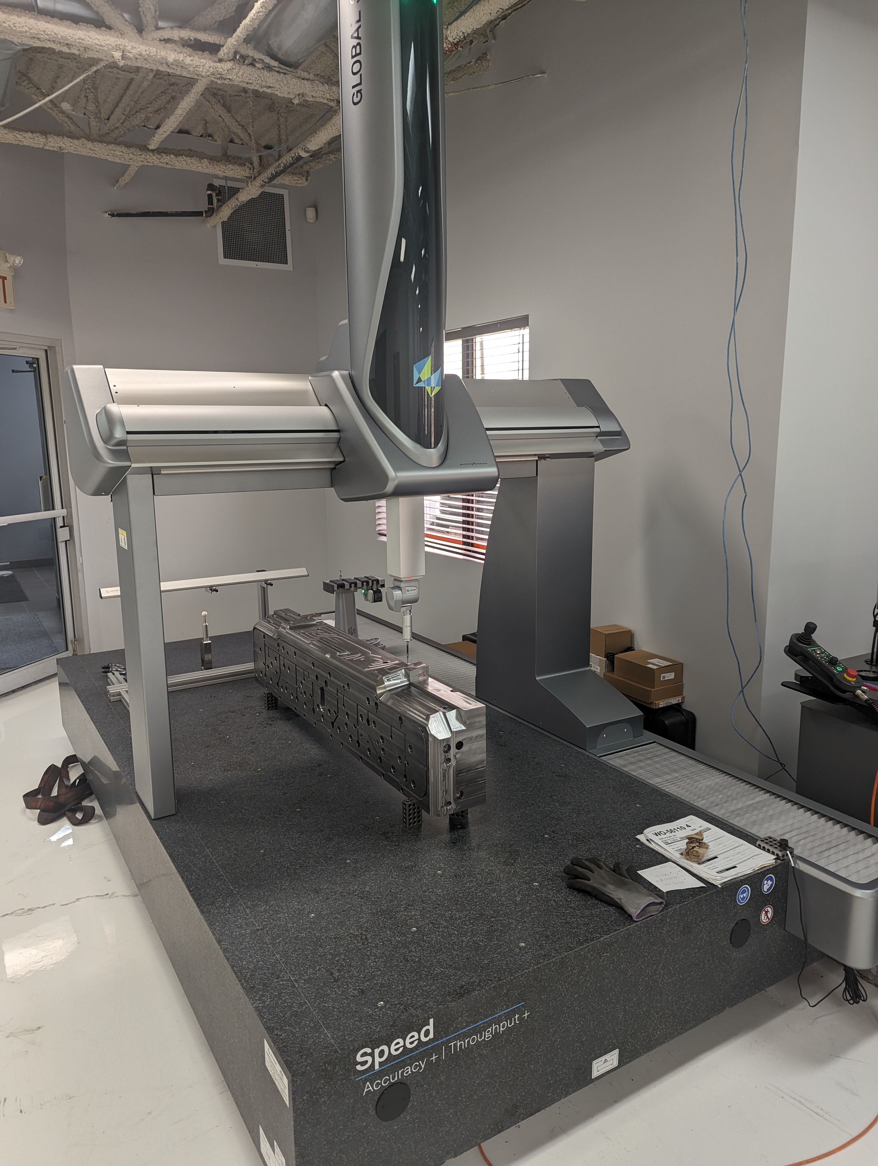 Hexagon GLOBAL CMM with laser scanning